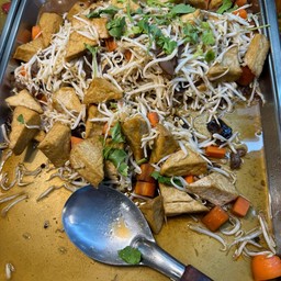 ผัดถั่วงอกเต้าหู้