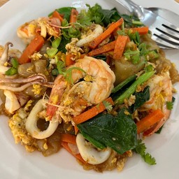 ผัดซีอิ้วทะเล