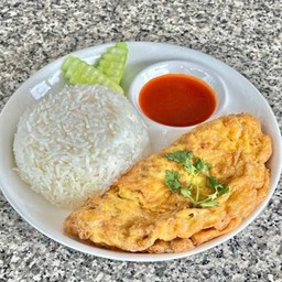 ข้าวไข่เจียว  ထမင်း ကြက်ဥကြော်