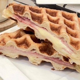 Croffle Ham cheese