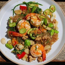 วุ้นเส้นผัดสามฉุน