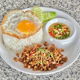 ข้าวราด คั่วกลิ้ง หมูสับ  ကုပ်ကင်း မူဆတ် ထမင်း