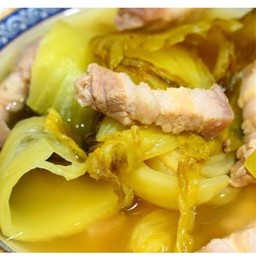 สามชั้นต้มผักกาดดอง