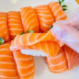 แซลมอนซ้อน 2 ชั้น