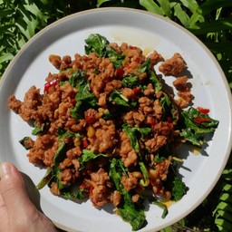 กะเพราหมูสับปลอม