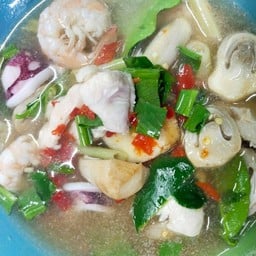 ต้มยำปลาหมึก