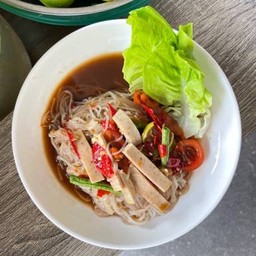 ตำเส้นเล็กหมูยอ