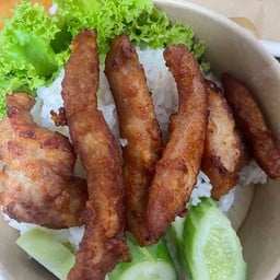 ข้าวหมูทอด