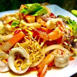 นัทตี้ส้มตำยำแซ่บ เจ้าเก่าบ้านฟ้ารังสิต สาขา คลอง8