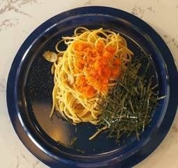 สปาเก็ตตี้ผัดซอสโชยุไข่กุ้ง