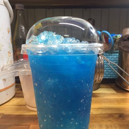 บลูเลมอนโซดา