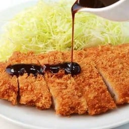 B08 Tonkatsu ทงคัตสึ(หมูทอด)