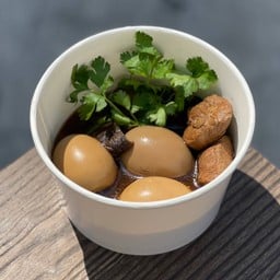 กับข้าว ไข่พะโล้อกไก่ คลีน Low sodium Low sugar (226kcal)