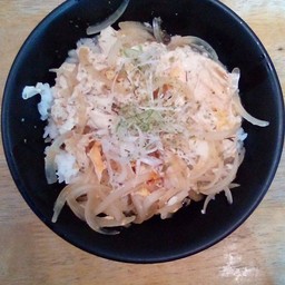 ข้าวหน้าไข่นิ่มออนเซ็น