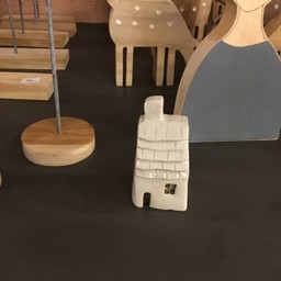 บ้านใหญ่