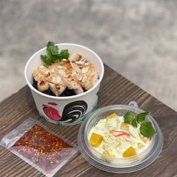 ไก่ย่างอัลมอนด์ x แกงเขียวหวานไก่ฟักทองนมสด