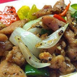 หมูผัดพริกไทยดำ