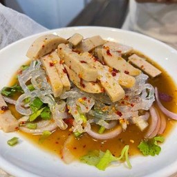 ยำเส้นแก้วหมูยอ