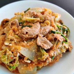 สุกี้แห้ง