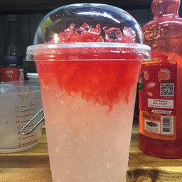 สตอเบอร์รีโซดา