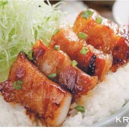 ข้าวมันไก่นายหนวด มีข้าวขาหมู