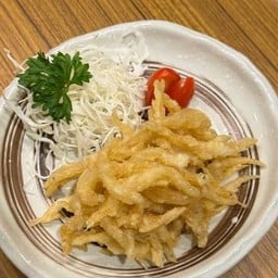 F13 Fried silver fish ปลาเงินทอด