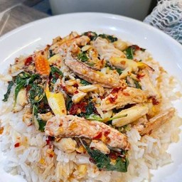 ข้าวกะเพราปู พิเศษ