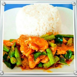 ผัดพริกแกงใต้(ราดข้าว)