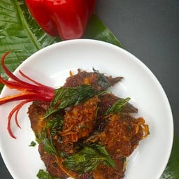 ปลาดุกกรอบผัดพริกขิง