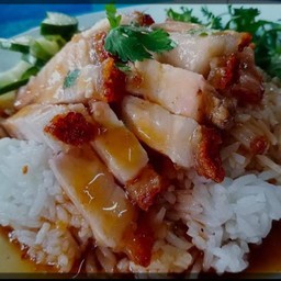 ข้าวหมูกรอบ