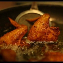 ส้มตำ&ไก่ทอดหาดใหญ่ ปาริชาต