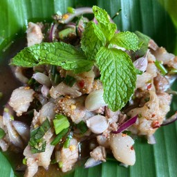 ส้มตำซอยทหารเรือ (ร้อยเอ็ด)