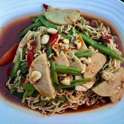 ตำมาม่าหมูยอ