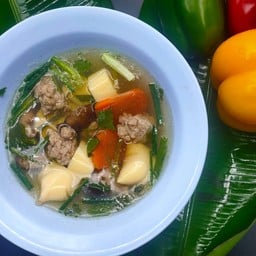 แกงจืดเต้าหู้สาหร่าย