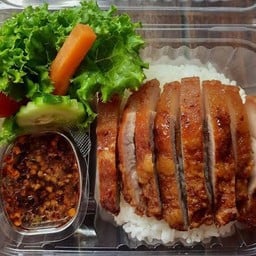 โอชา ขาหมู แดง กรอบ นครปฐม