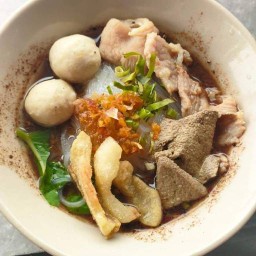 ก๋วยเตี๋ยวเรืออยุธยาbyจ่าโย