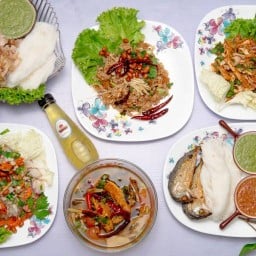 ครัวฟักทอง By Eing ซอยมังกร เทพารักษ์