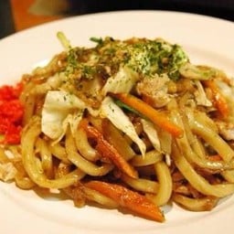 B13 Buta Yakiudon ยากิอุด้งหมู