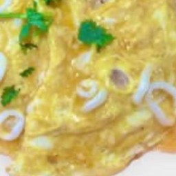 ข้าวไข่ข้นปลาหมึก