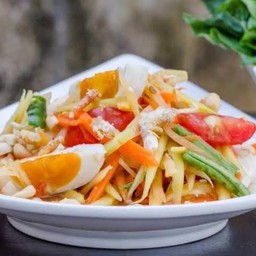 ตำไทยไข่เค็ม