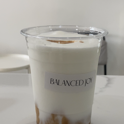 วนิลลา ลาเต้ VANILLA LATTE