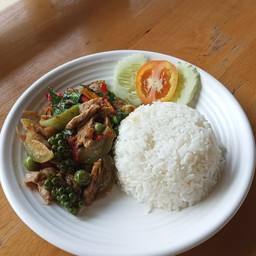 ข้าวราดผัดฉ่า