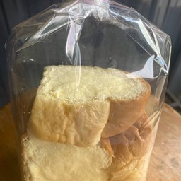 ขนมปังเนยสด