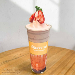 Strawberry Yogurt Smoothie