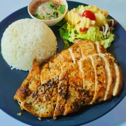 ข้าวอกไก่พริกไทยดำ