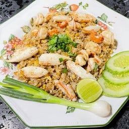 ข้าวผัดปูฮาลาล (5 แยกฉลอง)
