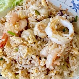 ข้าวผัดทะเล ใหญ่