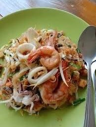 ผัดไทย หอยทอด ลาดพร้าว 48