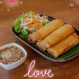 ปอเปี๊ยะทอดสองใจ 5 ชิ้น(รวมผักและเผือก)