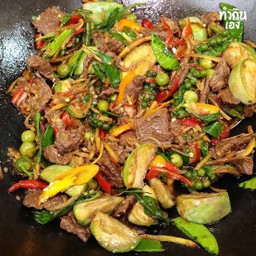 ผัดเผ็ดเนื้อ
